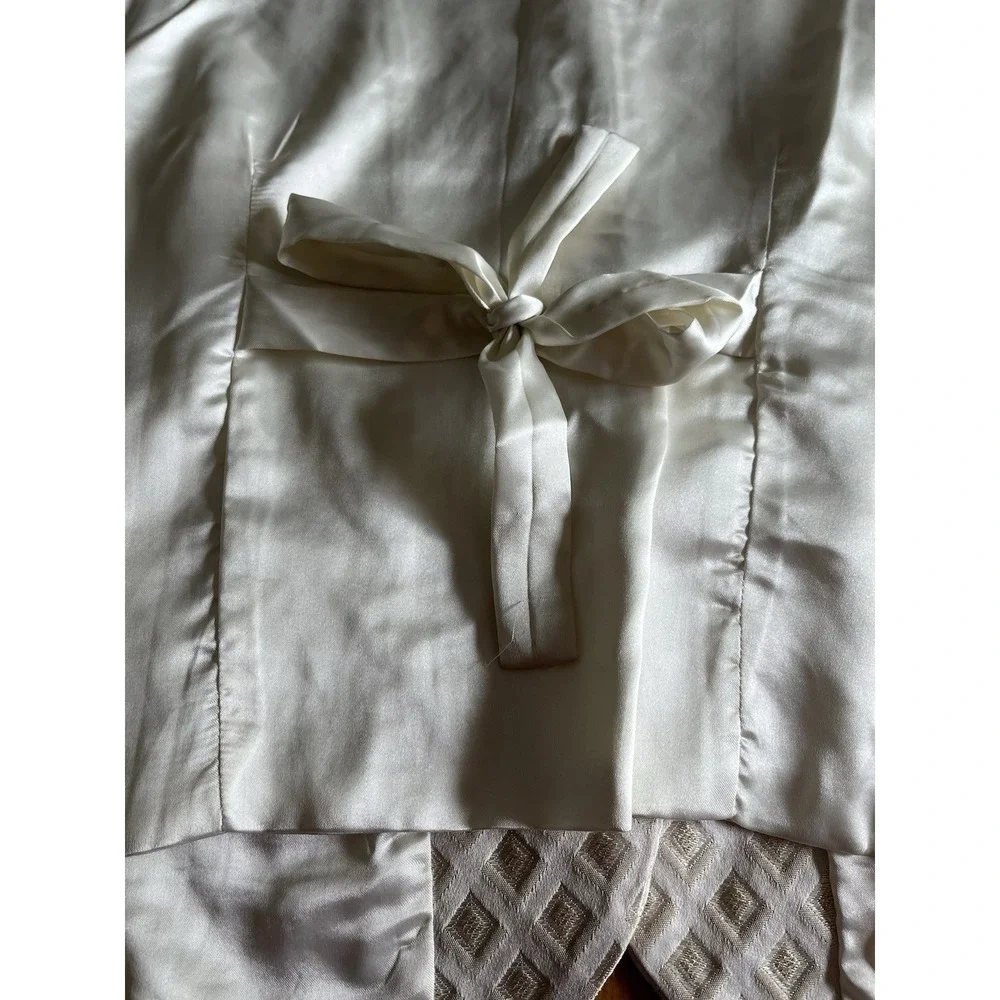 Passports of‎ Pier 1 Imports Women's Sleeveless Embroidered Cream Gold Vest Sz M
